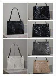 Picture of Saint Laurent Handbags _SKUfw176756193fw